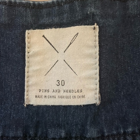 Pins & Needles High Waist Jean Shorts Size 30 Denim Cuffed Hem Button Front - Picture 6 of 7